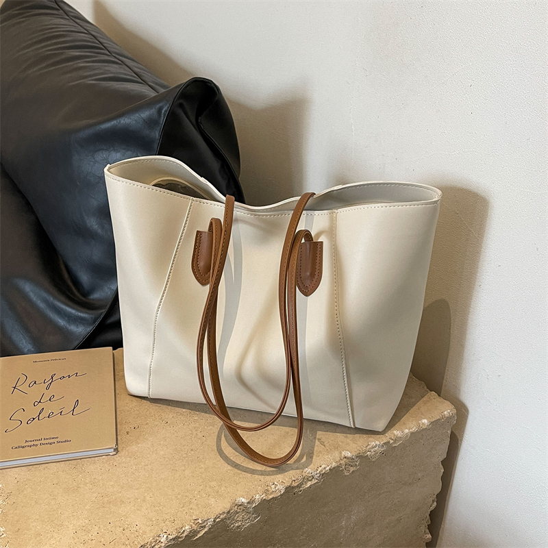 Women Bags Offers - Zipper Tote Bags Solid Women's Bags