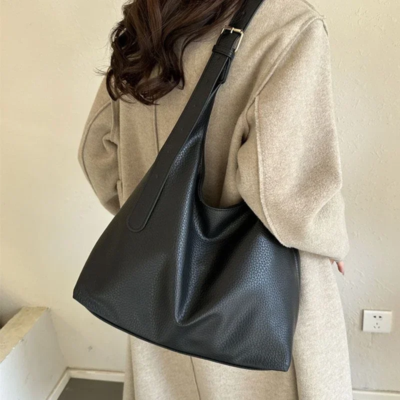 Women Bags Trend 2025 - Fashion Leather Tote Bag for Women