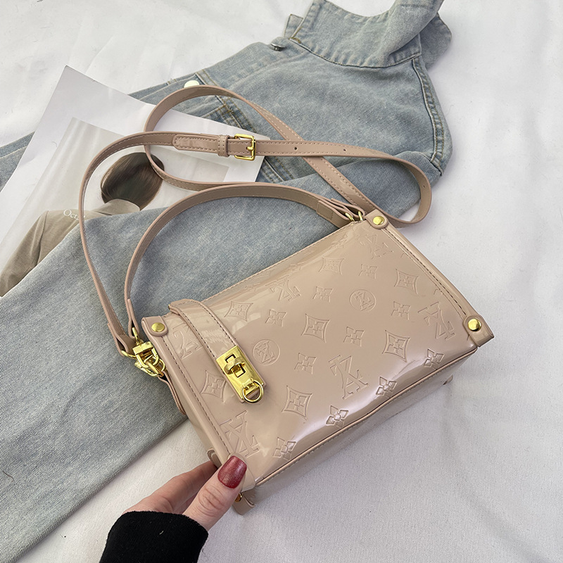 Classic Design Collection 2026 - Women Bags Collection review and price