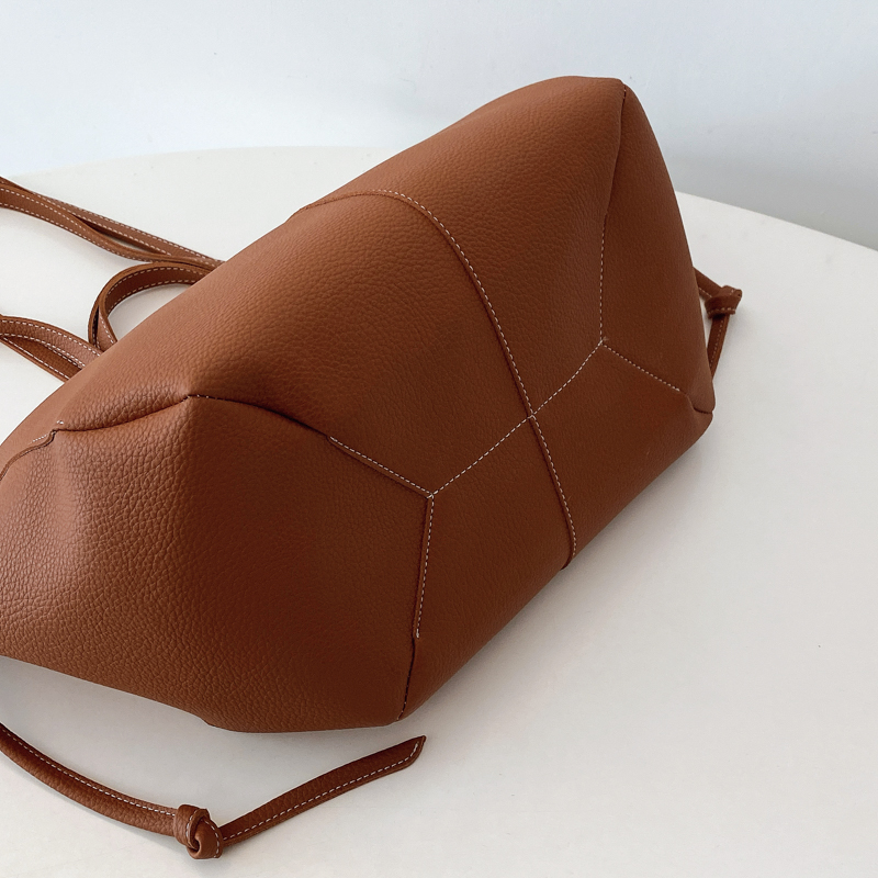 Large Capacity Leather Zipper  - Women Bags Trend 2025 review and price